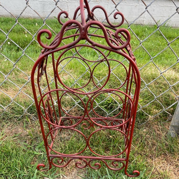 Antique Metal Red 5 Bottle Wine Rack - Picture 1 of 7